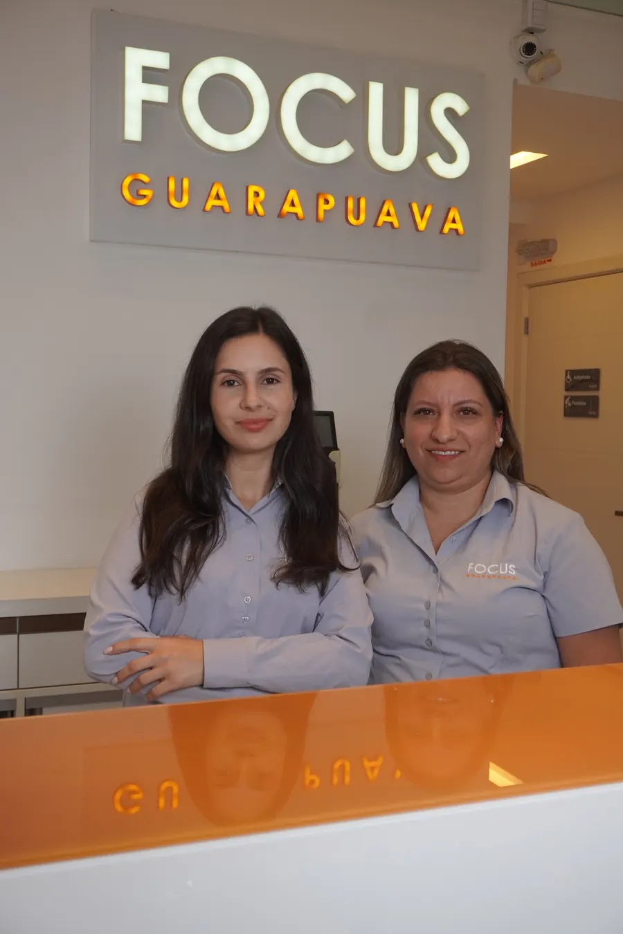 Equipe da recepção da Focus Guarapuava